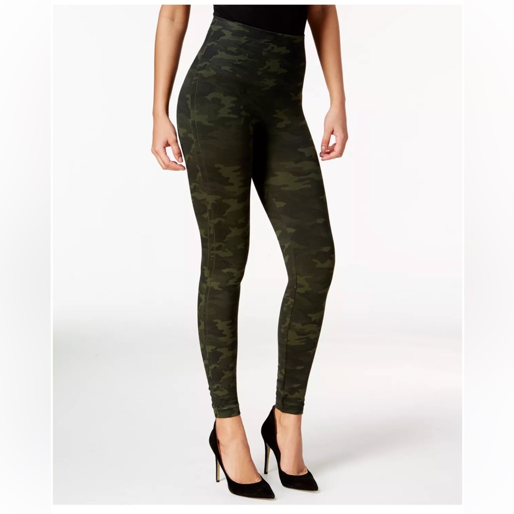 Spanx - Women’s Look At Me Now Cropped Leggings in Green Camo